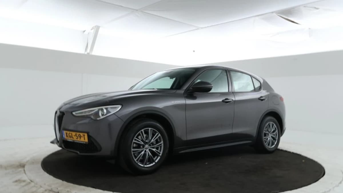 Alfa Romeo Stelvio — foto 1