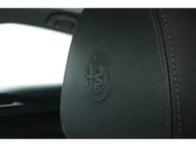 Alfa Romeo Stelvio thumbnail 18