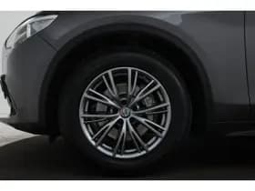 Alfa Romeo Stelvio thumbnail 39