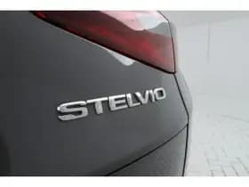 Alfa Romeo Stelvio thumbnail 43