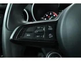 Alfa Romeo Stelvio thumbnail 53