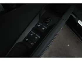 Audi Q4 e-tron thumbnail 15