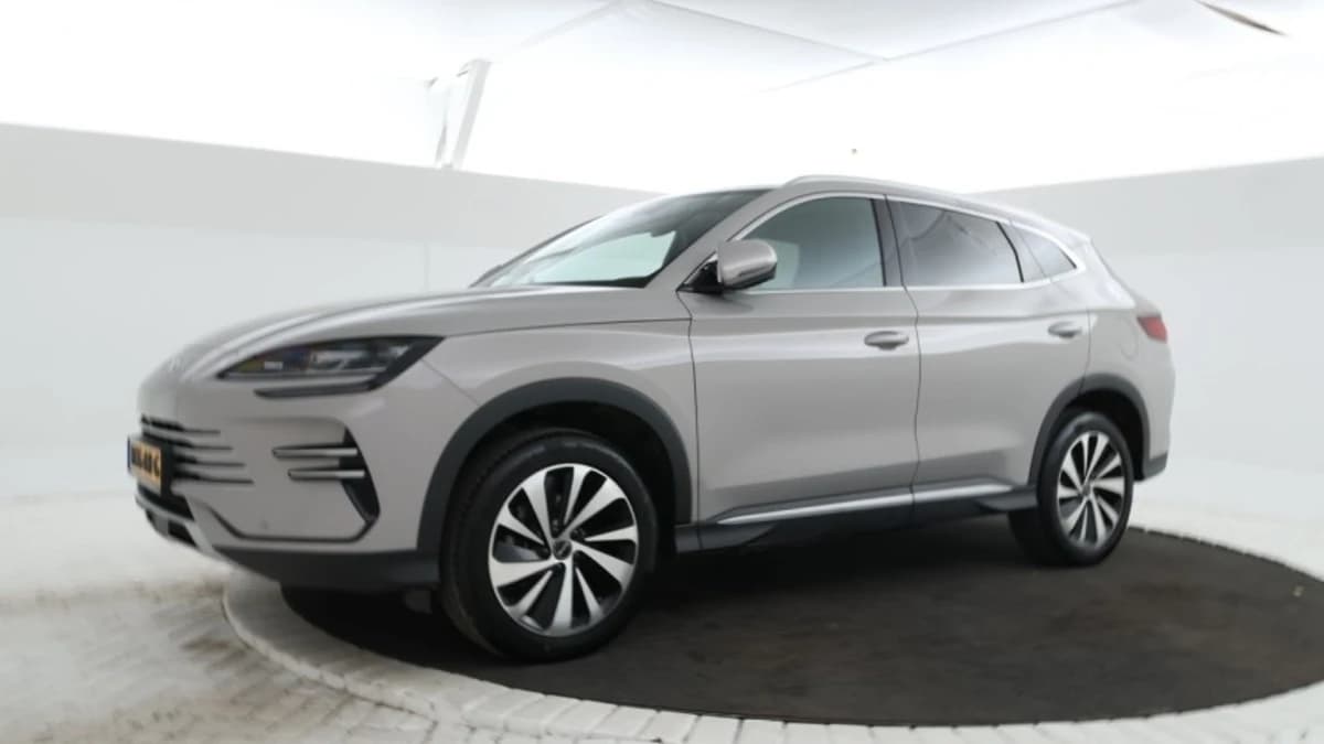 BYD Seal U — foto 1