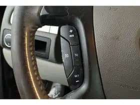 Chevrolet Avalanche thumbnail 14