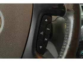 Chevrolet Avalanche thumbnail 15
