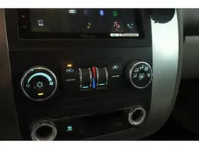 Chevrolet Avalanche thumbnail 21