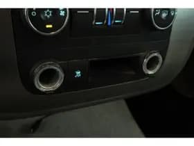 Chevrolet Avalanche thumbnail 44