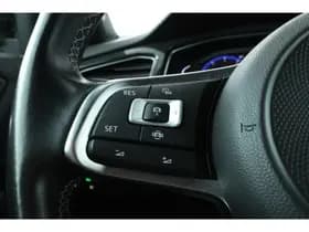 Volkswagen T-Roc thumbnail 18
