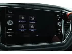 Volkswagen T-Roc thumbnail 58