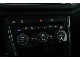 Volkswagen T-Roc thumbnail 61