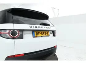 Land Rover Discovery Sport thumbnail 7