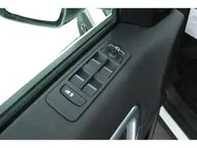 Land Rover Discovery Sport thumbnail 9