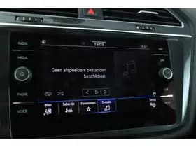 Volkswagen Tiguan thumbnail 27