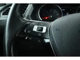 Volkswagen Tiguan thumbnail 65