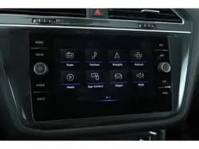 Volkswagen Tiguan thumbnail 75