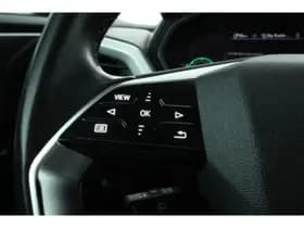 Audi Q4 e-tron thumbnail 16