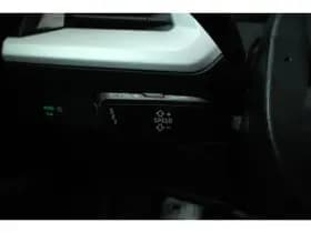 Audi Q4 e-tron thumbnail 54