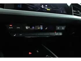 Audi Q4 e-tron thumbnail 65