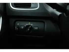 Volvo V40 thumbnail 19