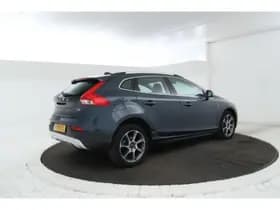 Volvo V40 thumbnail 3