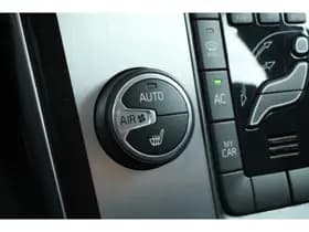 Volvo V40 thumbnail 24