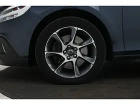 Volvo V40 thumbnail 7