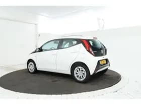Toyota Aygo thumbnail 29
