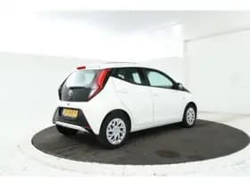 Toyota Aygo thumbnail 30