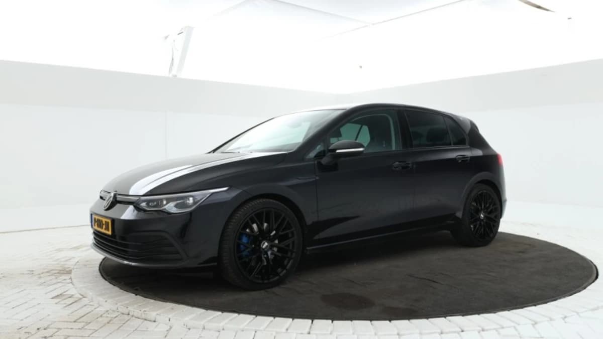 Volkswagen Golf — foto 1