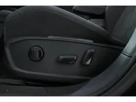 Volkswagen Golf thumbnail 13
