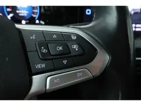Volkswagen Golf thumbnail 17
