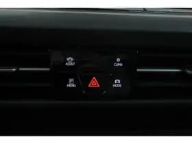 Volkswagen Golf thumbnail 28