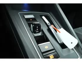 Volkswagen Golf thumbnail 31
