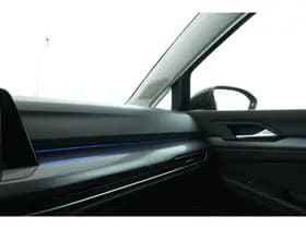 Volkswagen Golf thumbnail 32