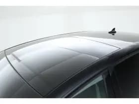 Volkswagen Golf thumbnail 42