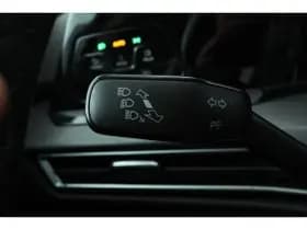 Volkswagen Golf thumbnail 51