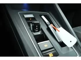 Volkswagen Golf thumbnail 64