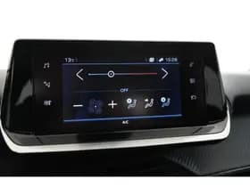 Peugeot 208 thumbnail 24