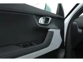 Polestar 2 thumbnail 22