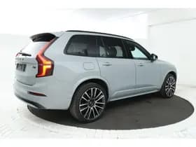 Volvo XC90 thumbnail 3
