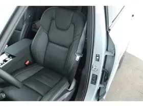 Volvo XC90 thumbnail 23