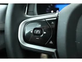 Volvo XC90 thumbnail 26