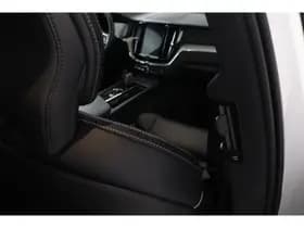 Volvo XC60 thumbnail 18