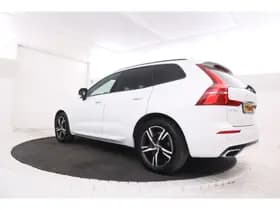 Volvo XC60 thumbnail 3