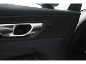 Volvo XC60 thumbnail 26