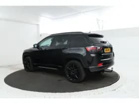 Jeep Compass thumbnail 3