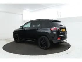 Jeep Compass thumbnail 45