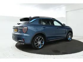 Lynk & Co 01 thumbnail 3
