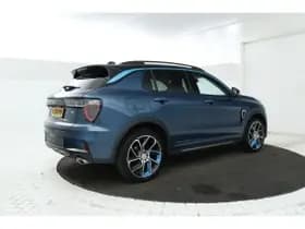 Lynk & Co 01 thumbnail 40