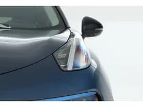 Lynk & Co 01 thumbnail 8